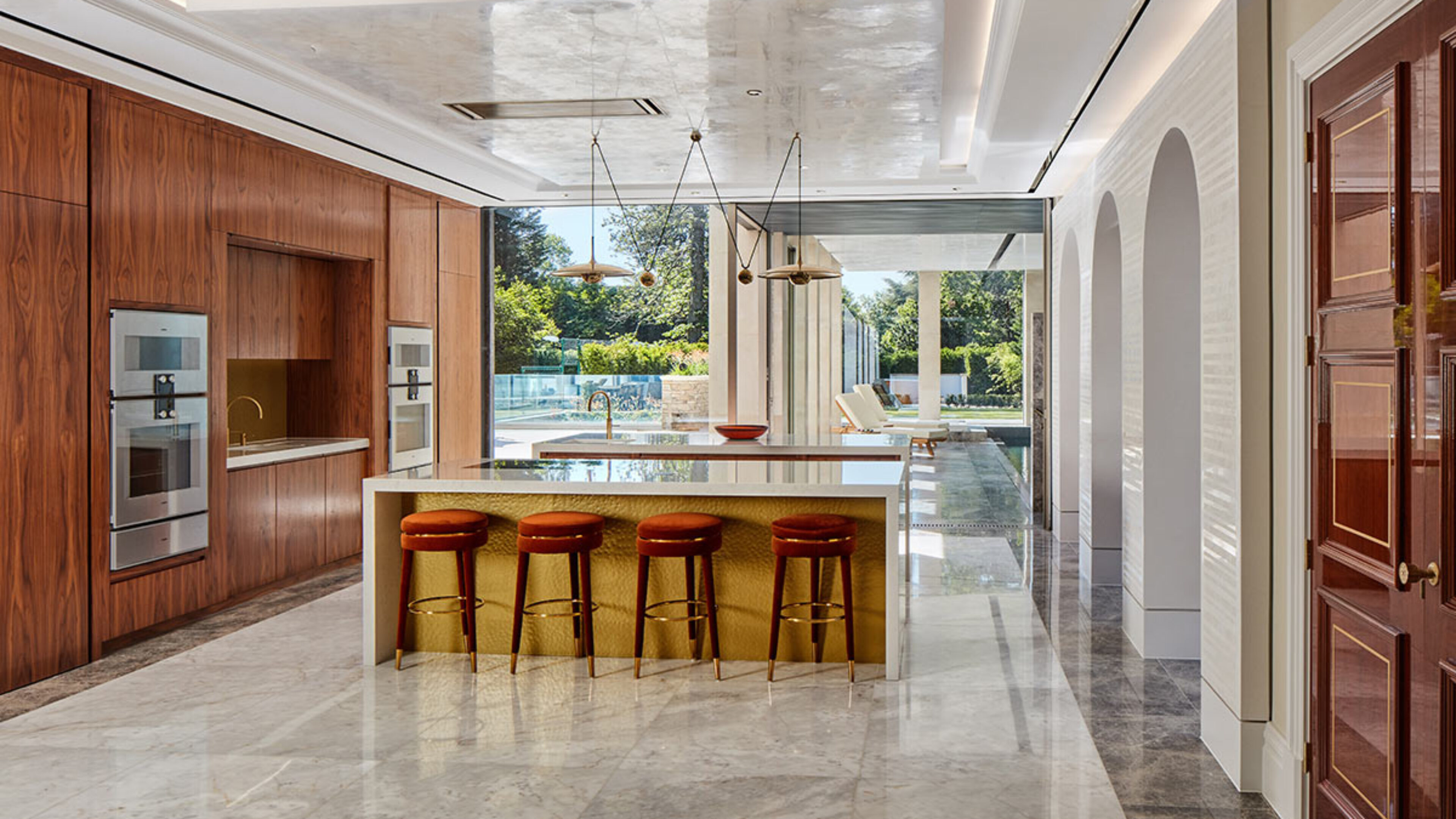 Luxury kitchen with Armourcoat Spatulata polished plaster finish used on ceiling